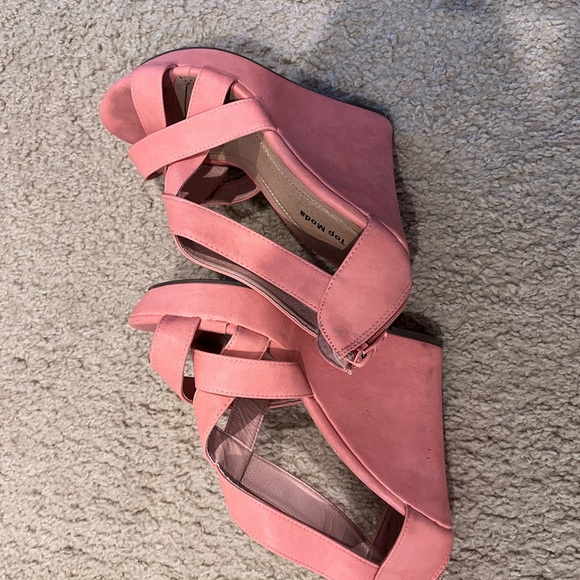 Top Moda Wedges Size 8 - Picture 2 of 3